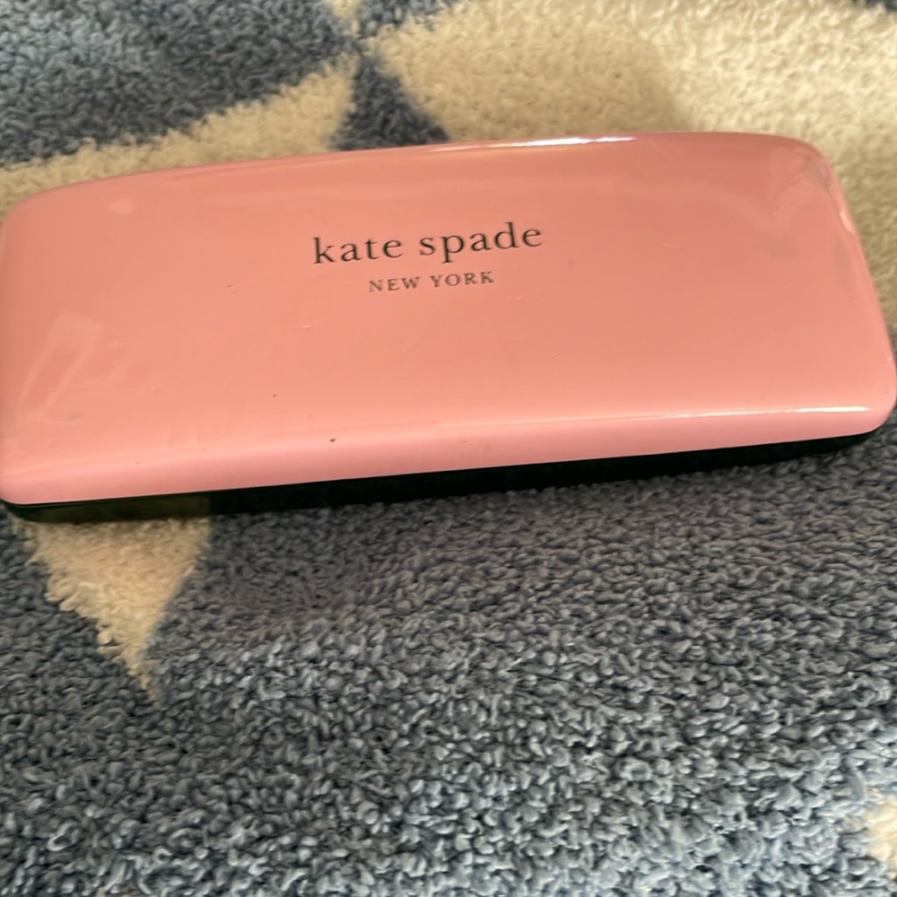 Kate Spade eyeglass case in new condition